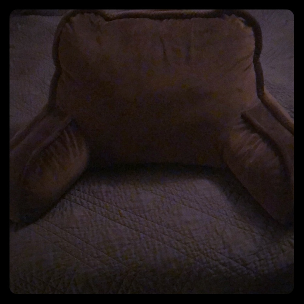 Bedrest Reading Pillow